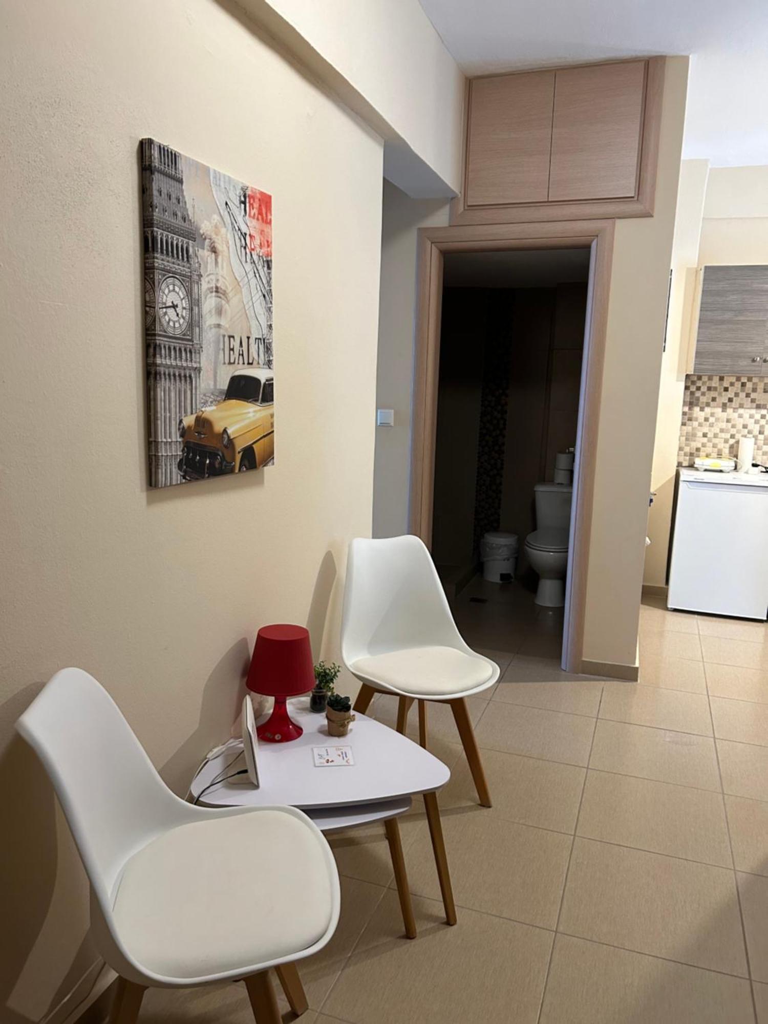 Apartment E & F Sea View Flat Nea Peramos (Macedonia)